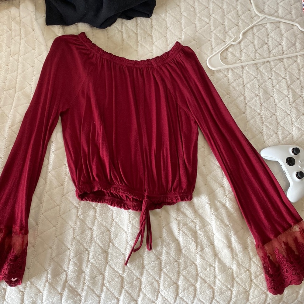 Burgundy blouse,brand paper tee
